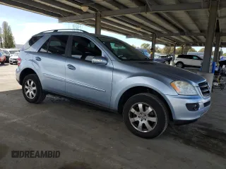 2006 Mercedes-Benz M 350 with VIN 4JGBB86E66A122039, listed as a Copart auction lot 51843575 with 140,242 mi miles and Clean Title. Bid and sale history available at DreamBid. Image 4.