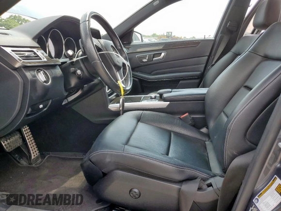 2014 Mercedes-Benz E 350 Sport with VIN WDDHF5KB5EB026558, listed as a Copart auction lot 59440265 with 139,160 mi miles and Salvage title. Bid and sale history available at DreamBid. Image 7.