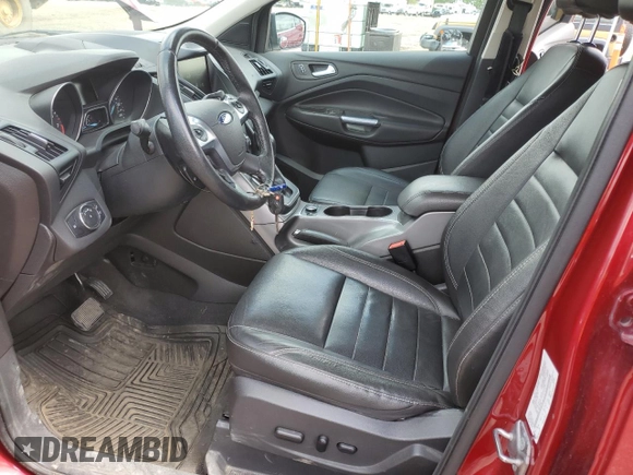 2013 Ford Escape SE z VIN 1FMCU9GX4DUD59578, wystawiony jako Copart lot #60839165 z przebiegiem 237 472 mil mil oraz Czysty tytuł • Clean title. Historia ofert i sprzedaży dostępna na DreamBid. Obrazek 7.