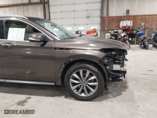 2019 Infiniti QX50 LUXE with VIN 3PCAJ5M36KF134096, listed as a IAAI auction lot 41851337 with 77,647 mi miles. Bid and sale history available at carsss.com. Image 18.