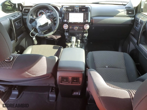 2024 Toyota 4Runner TRD Off Road with VIN JTEPU5JR5R6273440, listed as a Copart auction lot 68060194 with 4,360 mi miles and Salvage Title. Bid and sale history available at carsss.com. Image 8.