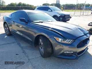2016 Ford Mustang V6 z VIN 1FA6P8AM2G5282067, wystawiony jako IAAI lot #39139906 z przebiegiem 79 651 mil mil oraz . Historia ofert i sprzedaży dostępna na DreamBid. Obrazek 1.