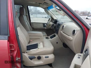 2003 Ford Expedition Eddie Bauer with VIN 1FMPU18L03LA46417, listed as a IAAI auction lot 41846785 with 209,708 mi miles. Bid and sale history available at carsss.com. Image 5.