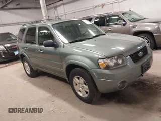 2006 Ford Escape Limited with VIN 1FMYU94196KA85427, listed as a IAAI auction lot 42289829 with 148,457 mi miles and . Bid and sale history available at DreamBid. Image 1.