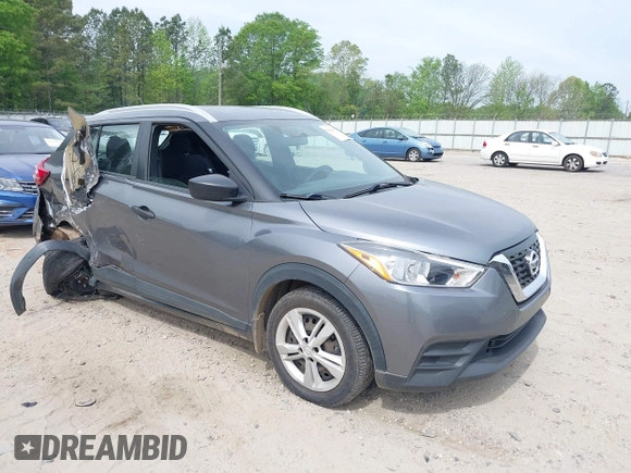 2019 Nissan Kicks SV with VIN 3N1CP5CU1KL534573, listed as a IAAI auction lot 39215072 with 55,489 mi miles. Bid and sale history available at carsss.com. Image 1.