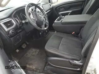 2017 Nissan Titan S z VIN 1N6AA1CJ3HN571103, wystawiony jako Copart lot #44697865 z przebiegiem 135 524 mil mil oraz Szkoda całkowita • Salvage title. Historia ofert i sprzedaży dostępna na DreamBid. Obrazek 7.