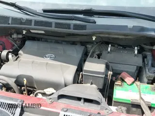 2013 Toyota Sienna SE with VIN 5TDXK3DC1DS319134, listed as a IAAI auction lot 42481811 with 236,771 mi miles and . Bid and sale history available at DreamBid. Image 19.