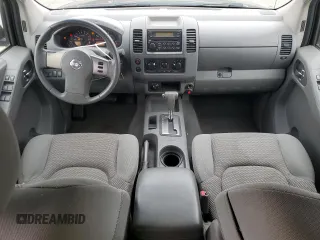 2006 Nissan Frontier SE z VIN 1N6AD07W06C477227, wystawiony jako Copart lot #58379345 z przebiegiem 130 923 mil mil oraz Czysty tytuł • Clean title. Historia ofert i sprzedaży dostępna na DreamBid. Obrazek 8.