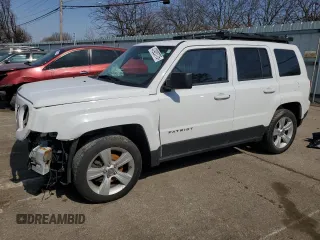 2017 Jeep Patriot High Altitude with VIN 1C4NJPFAXHD152626, listed as a Copart auction lot 47922775 with 117,574 mi miles and Salvage Title. Bid and sale history available at carsss.com. Image 1.