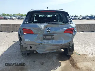 2024 Volkswagen Taos S с VIN 3VV5X7B29RM073159, выставлен на аукционе IAAI как лот 42021195 с пробегом 28 619 миль миль и . История ставок и продаж доступна на DreamBid. Изображение 6.