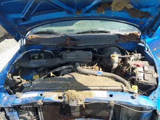 2001 Dodge 1500 z VIN 3B7HF13Z31M533735, wystawiony jako IAAI lot #42417352 z przebiegiem 184 487 mil mil oraz . Historia ofert i sprzedaży dostępna na DreamBid. Obrazek 10.