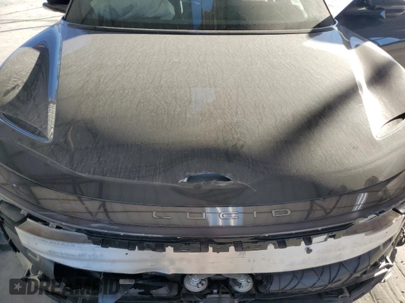 2024 Lucid Air Pure z VIN 50EA1PGA7RA001741, wystawiony jako Copart lot #79933954 z przebiegiem Nie podano mil oraz Szkoda całkowita • Salvage title. Historia ofert i sprzedaży dostępna na DreamBid. Obrazek 11.