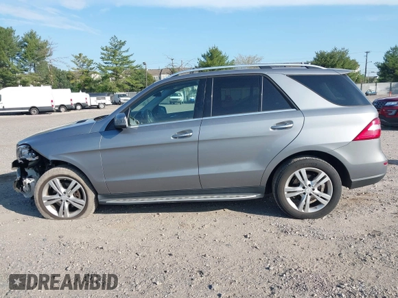2014 Mercedes-Benz M 350 with VIN 4JGDA5HB3EA335235, listed as a IAAI auction lot 42150588 with 105,899 mi miles and . Bid and sale history available at DreamBid. Image 14.