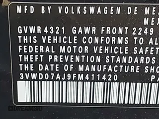 2015 Volkswagen Jetta SE with VIN 3VWD07AJ9FM411420, listed as a IAAI auction lot 40246311 with 141,456 mi miles and . Bid and sale history available at DreamBid. Image 9.
