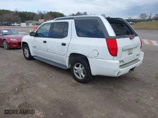 2004 GMC Envoy XUV SLE with VIN 1GKES12S846143483, listed as a IAAI auction lot 41500608 with 242,926 mi miles. Bid and sale history available at carsss.com. Image 3.