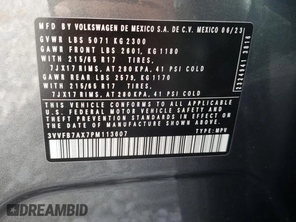 2023 Volkswagen Tiguan S z VIN 3VVFB7AX7PM113607, wystawiony jako Copart lot #71402454 z przebiegiem 23 801 mil mil oraz Szkoda całkowita • Salvage title. Historia ofert i sprzedaży dostępna na DreamBid. Obrazek 13.