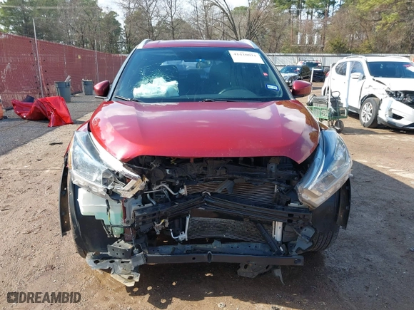 2018 Nissan Kicks SV with VIN 3N1CP5CU5JL517564, listed as a IAAI auction lot 41420021 with 79,472 mi miles. Bid and sale history available at carsss.com. Image 6.