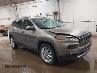 2017 Jeep Cherokee Limited with VIN 1C4PJMDB4HW543830, listed as a IAAI auction lot 41498692 with 115,720 mi miles. Bid and sale history available at carsss.com. Image 1.