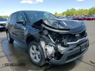 2021 Kia Sorento LX z VIN 5XYRGDLC4MG018310, wystawiony jako Copart lot #56917725 z przebiegiem 42 665 mil mil oraz Szkoda całkowita • Salvage title. Historia ofert i sprzedaży dostępna na DreamBid. Obrazek 14.