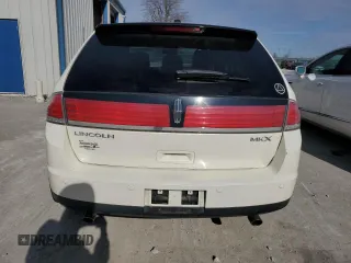 2008 Lincoln MKX with VIN 2LMDU68C38BJ34390, listed as a Copart auction lot 42412075 with 136,576 mi miles and Salvage Title. Bid and sale history available at DreamBid. Image 6.