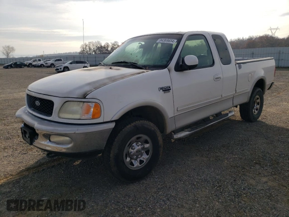 1998 Ford F-250 with VIN 1FTPX28L4WKA41149, listed as a Copart auction lot 84369654 with 430,187 mi miles and Salvage title. Bid and sale history available at DreamBid. Image 1.