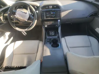 2017 Jaguar XE 35t Premium with VIN SAJAD4BV7HA970153, listed as a Copart auction lot 82177964 with 86,148 mi miles and Salvage Title. Bid and sale history available at DreamBid. Image 8.