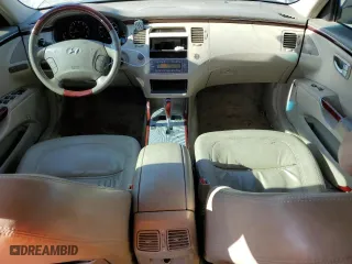 2007 Hyundai Azera SE with VIN KMHFC46F97A160009, listed as a Copart auction lot 42641185 with 265,055 mi miles and Clean Title. Bid and sale history available at carsss.com. Image 8.