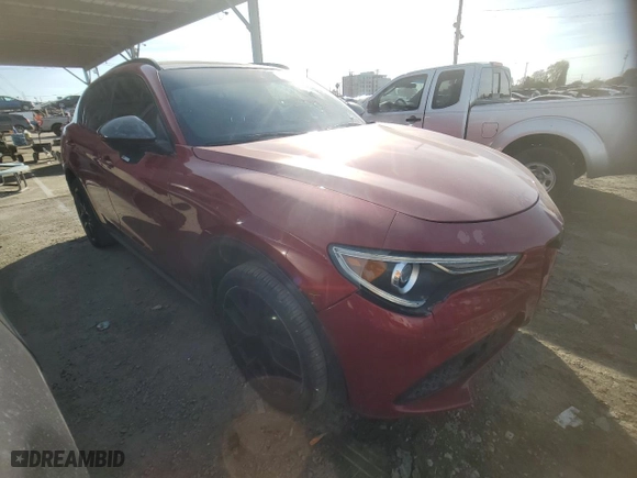 2018 Alfa Romeo Stelvio Ti with VIN ZASFAKBN0J7B94993, listed as a Copart auction lot 44959135 with 66,282 mi miles and Clean Title. Bid and sale history available at carsss.com. Image 4.