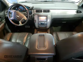 2008 Chevrolet Avalanche 2LT with VIN 3GNFK12328G263445, listed as a Copart auction lot 55815955 with 199,794 mi miles and Clean title. Bid and sale history available at DreamBid. Image 8.