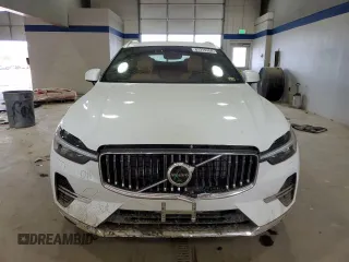 2022 Volvo XC60 Recharge Plug-In Hybrid Inscription with VIN YV4BR0DL5N1995585, listed as a Copart auction lot 87219354 with 19,015 mi miles and Salvage Title. Bid and sale history available at carsss.com. Image 5.