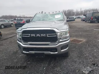 2021 Ram 2500 Tradesman with VIN 3C6UR5CJ0MG659536, listed as a IAAI auction lot 41683969 with 33,939 mi miles. Bid and sale history available at carsss.com. Image 12.