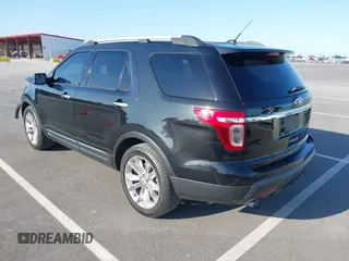 2013 Ford Explorer XLT with VIN 1FM5K7D89DGB83982, listed as a IAAI auction lot 42153595 with 127,068 mi miles and . Bid and sale history available at DreamBid. Image 3.