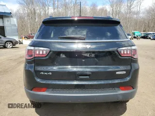 2019 Jeep Compass Latitude with VIN 3C4NJDBB5KT767907, listed as a Copart auction lot 53292015 with 116,072 mi miles and Clean Title. Bid and sale history available at carsss.com. Image 7.