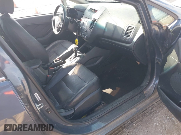 2014 Kia Forte EX with VIN KNAFZ4A81E5155465, listed as a IAAI auction lot 40162752 with 159,502 mi miles. Bid and sale history available at carsss.com. Image 5.