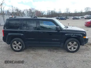 2014 Jeep Patriot Limited with VIN 1C4NJRCB2ED686692, listed as a IAAI auction lot 41922510 with 137,039 mi miles and . Bid and sale history available at DreamBid. Image 13.