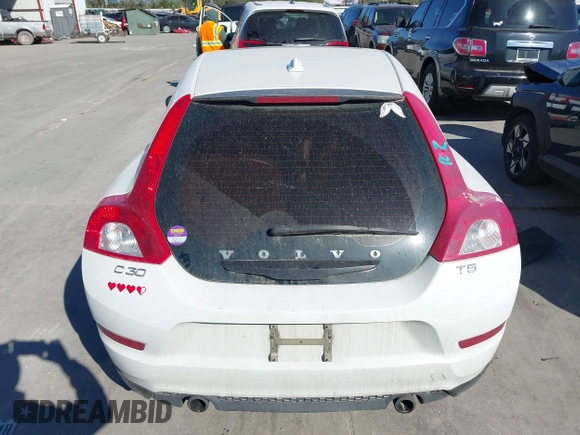 2013 Volvo C30 T5 with VIN YV1672MK1D2309378, listed as a IAAI auction lot 41836950 with 88,590 mi miles and . Bid and sale history available at DreamBid. Image 17.