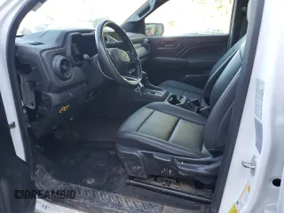 2023 Chevrolet Colorado 2WD Work Truck with VIN 1GCGSBEC3P1257245, listed as a Copart auction lot 63418715 with 9,715 mi miles and Clean title. Bid and sale history available at DreamBid. Image 7.