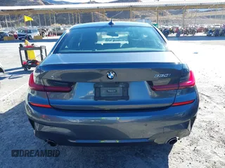 2022 BMW 3 Series 330i xDrive with VIN 3MW5R7J06N8C42529, listed as a IAAI auction lot 41272483 with 45,087 mi miles. Bid and sale history available at carsss.com. Image 16.