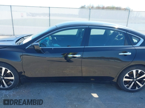 2018 Nissan Altima SV with VIN 1N4AL3AP5JC285843, listed as a IAAI auction lot 41956374 with 100,688 mi miles and . Bid and sale history available at carsss.com. Image 14.