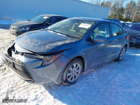 2024 Toyota Corolla LE with VIN JTDB4MEE1R3018852, listed as a IAAI auction lot 41599011 with NaN miles. Bid and sale history available at carsss.com. Image 2.