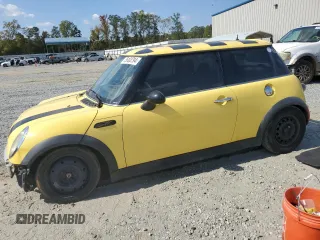 2002 MINI Hardtop S with VIN WMWRE33452TD56244, listed as a Copart auction lot 75103794 with 125,273 mi miles and Clean Title. Bid and sale history available at DreamBid. Image 1.