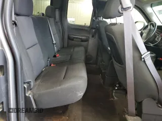 2013 GMC Sierra 1500 SLE z VIN 1GTR1VE01DZ119543, wystawiony jako Copart lot #44995275 z przebiegiem 153 280 mil mil oraz Szkoda całkowita • Salvage title. Historia ofert i sprzedaży dostępna na DreamBid. Obrazek 10.