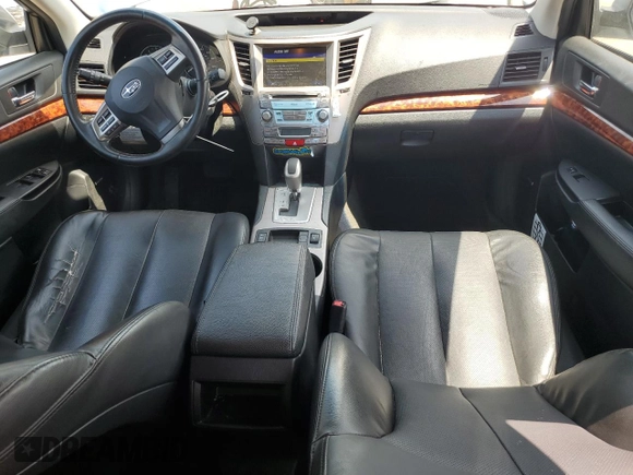 2012 Subaru Outback Limited z VIN 4S4BRCLC3C3263975, wystawiony jako Copart lot #57959565 z przebiegiem 123 975 mil mil oraz Szkoda całkowita • Salvage title. Historia ofert i sprzedaży dostępna na DreamBid. Obrazek 8.