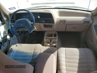 1994 Ford Explorer Eddie Bauer z VIN 1FMDU32X4RUD96419, wystawiony jako Copart lot #77066224 z przebiegiem 179 299 mil mil oraz Tytuł czysty. Historia ofert i sprzedaży dostępna na DreamBid. Obrazek 8.