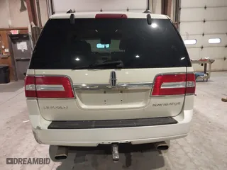 2007 Lincoln Navigator with VIN 5LMFU28517LJ02533, listed as a IAAI auction lot 41253859 with 130,930 mi miles. Bid and sale history available at carsss.com. Image 15.