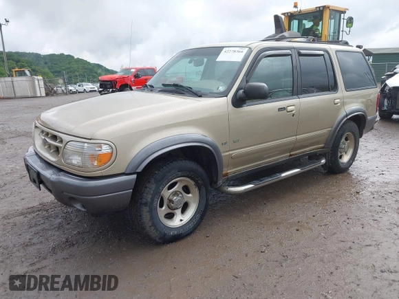 2000 Ford Explorer XLT z VIN 1FMZU83P1YZC35657, wystawiony jako IAAI lot #42278366 z przebiegiem Nie podano mil oraz . Historia ofert i sprzedaży dostępna na DreamBid. Obrazek 2.