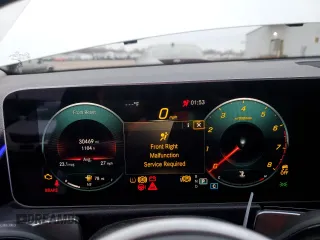2021 Mercedes-Benz GLB 250 z VIN W1N4M4HBXMW085945, wystawiony jako Copart lot #82260484 z przebiegiem 30 469 mil mil oraz Czysty tytuł • Clean title. Historia ofert i sprzedaży dostępna na DreamBid. Obrazek 9.