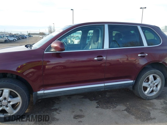 2004 Porsche Cayenne S z VIN WP1AB29P94LA69956, wystawiony jako IAAI lot #41807608 z przebiegiem 155 831 mil mil oraz . Historia ofert i sprzedaży dostępna na DreamBid. Obrazek 6.