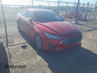 2020 Ford Fusion SE with VIN 3FA6P0HD6LR108338, listed as a IAAI auction lot 42155860 with 70,945 mi miles and . Bid and sale history available at DreamBid. Image 1.