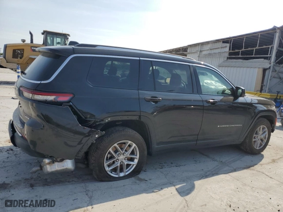 2021 Jeep Grand Cherokee L Laredo with VIN 1C4RJKAG7M8179897, listed as a Copart auction lot 82553384 with 37,847 mi miles and Salvage Title. Bid and sale history available at carsss.com. Image 3.